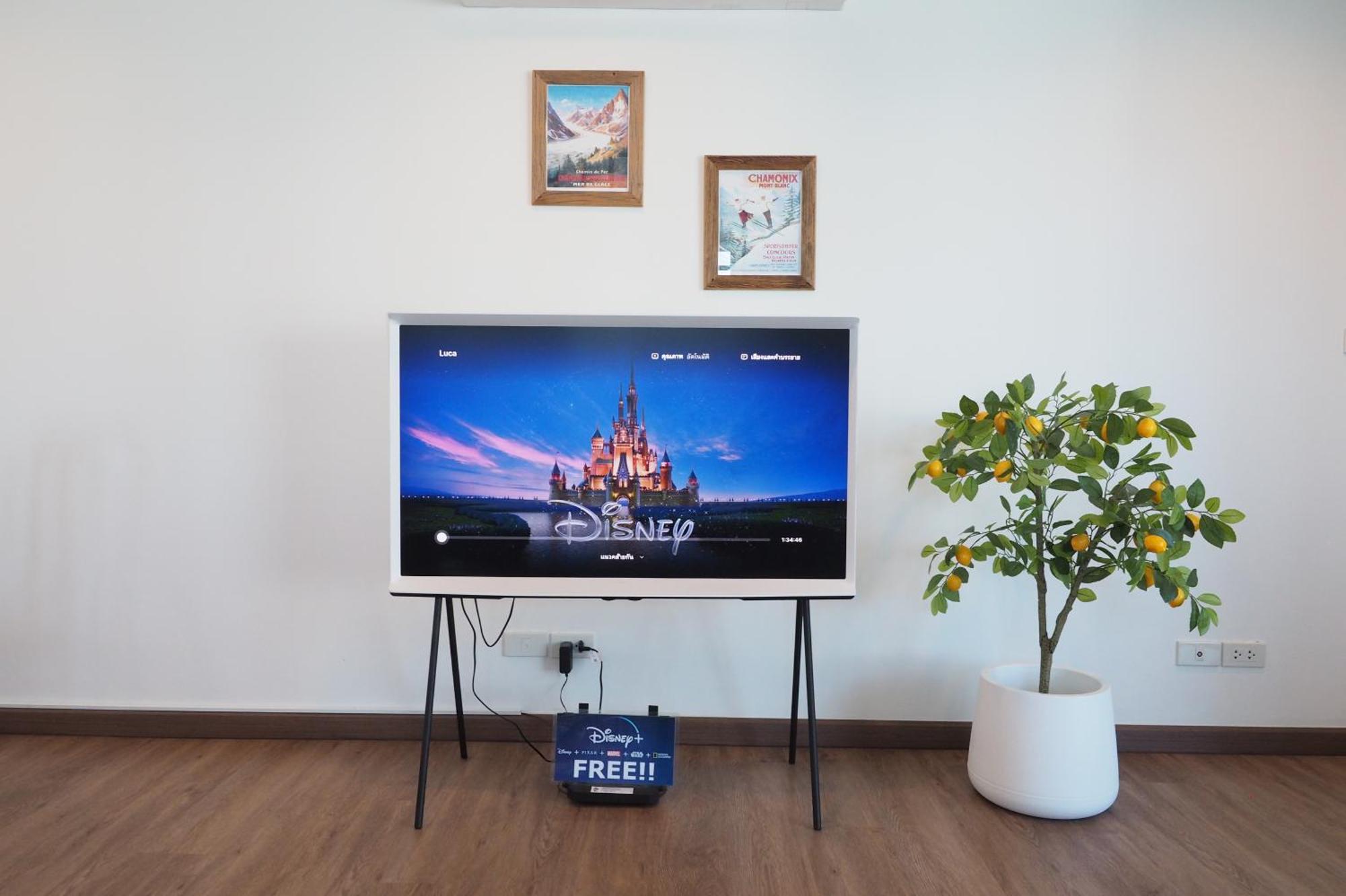 The Beach Bangsaen By Thanthita Next To Wonnapa Beach Free Disney Plus Exteriör bild